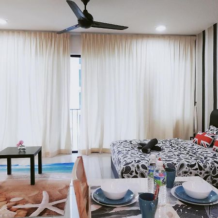 Peanut Butter Homestay - Trefoil Setia Alam Shah Alam Buitenkant foto