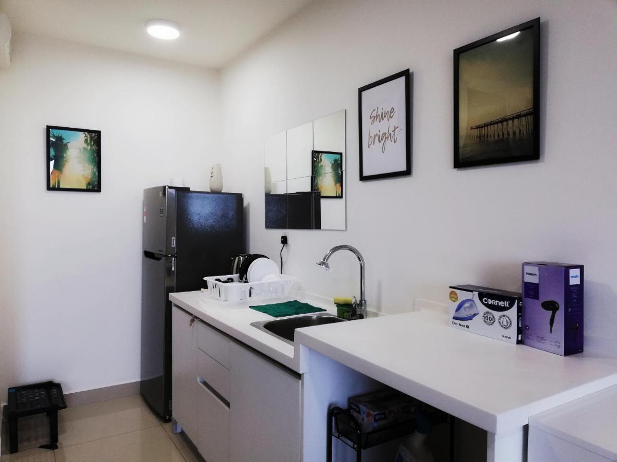 Peanut Butter Homestay - Trefoil Setia Alam Shah Alam Buitenkant foto