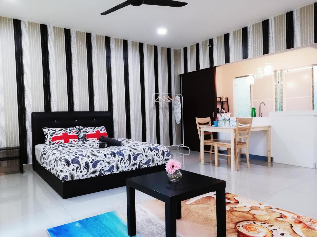 Peanut Butter Homestay - Trefoil Setia Alam Shah Alam Buitenkant foto